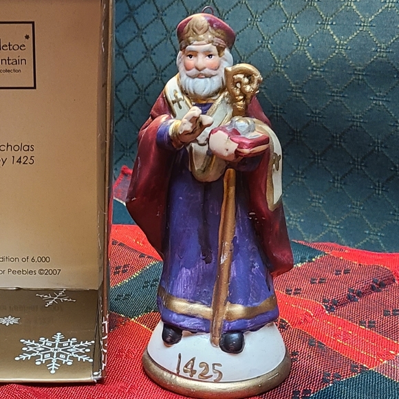 COPY - Limited Edition Traditions of Santa Ornament - Picture 1 of 9